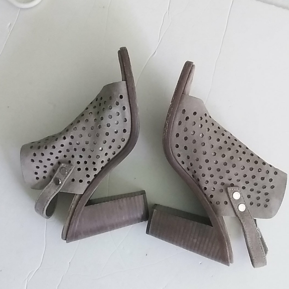 Rag & Bones Wyatt Gray Suede Leather Sandals - Picture 3 of 5